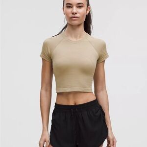 Lululemon Swiftly Tech Cropped Short-Sleeve Shirt 2.0 Sheer Oak